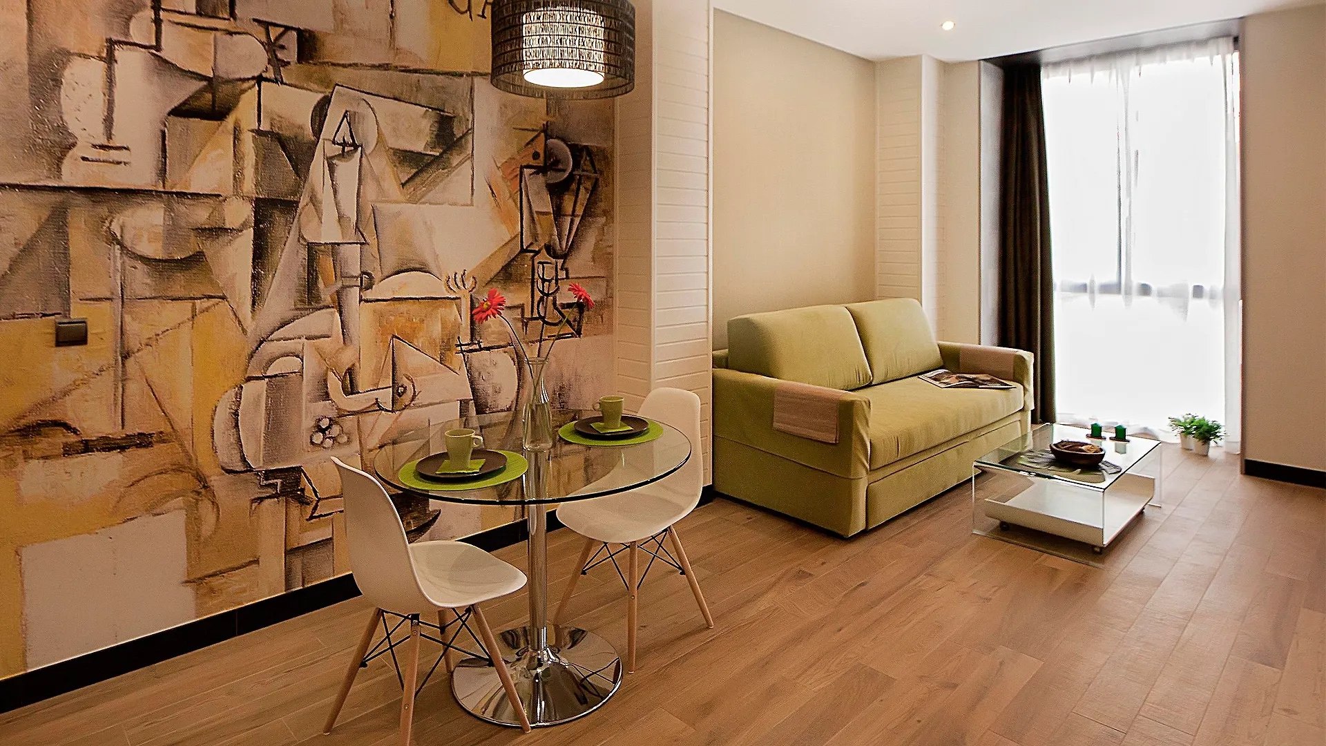 Apartamentos Suites Oficentro Deluxe Malaga
