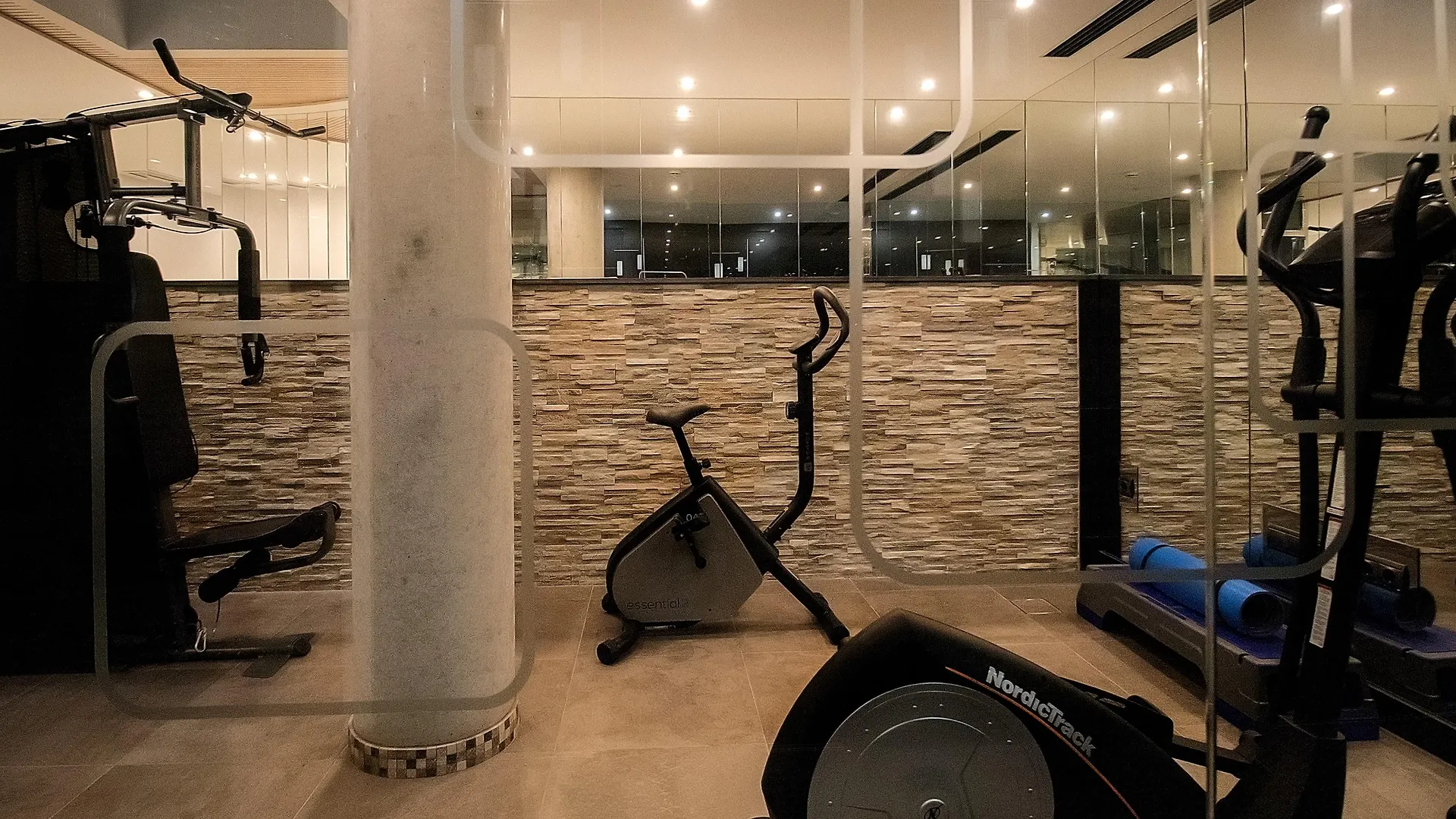 Apartamentos Suites Oficentro Deluxe Málaga