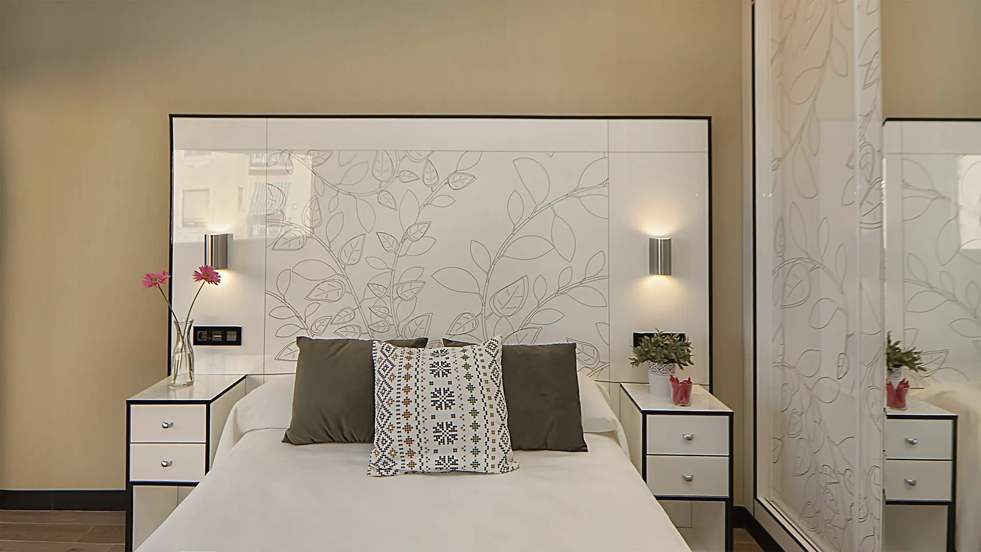 Apartamentos Suites Oficentro Deluxe Málaga Appartamento