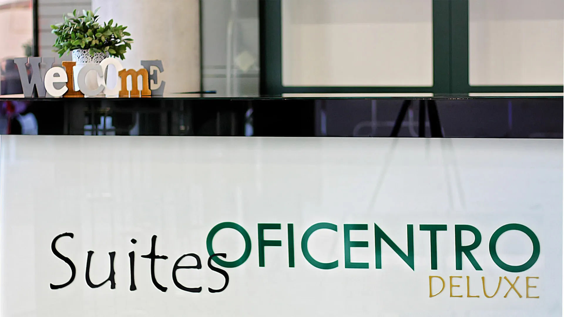 Apartamentos Suites Oficentro Deluxe Malaga Spain