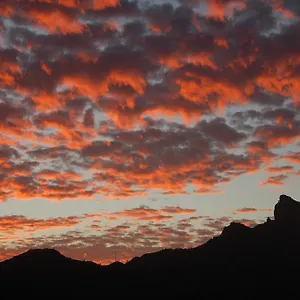 https://alojamientos-el-almendro.in-canary-islands.com