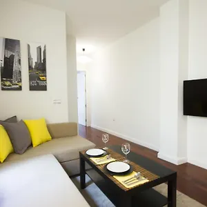 https://apartment-livemalaga-victoria.hotelsinnerja.org