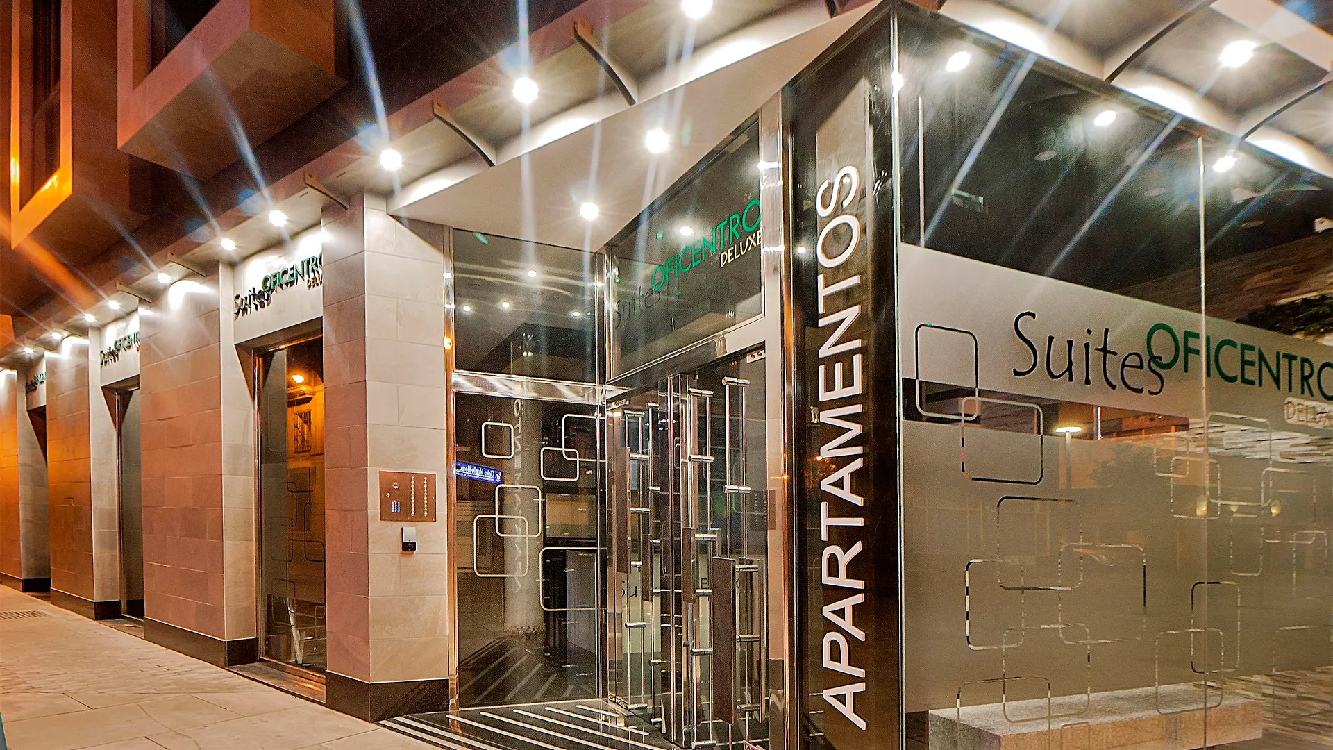 Apartamentos Suites Oficentro Deluxe Malaga 0*,  Spain