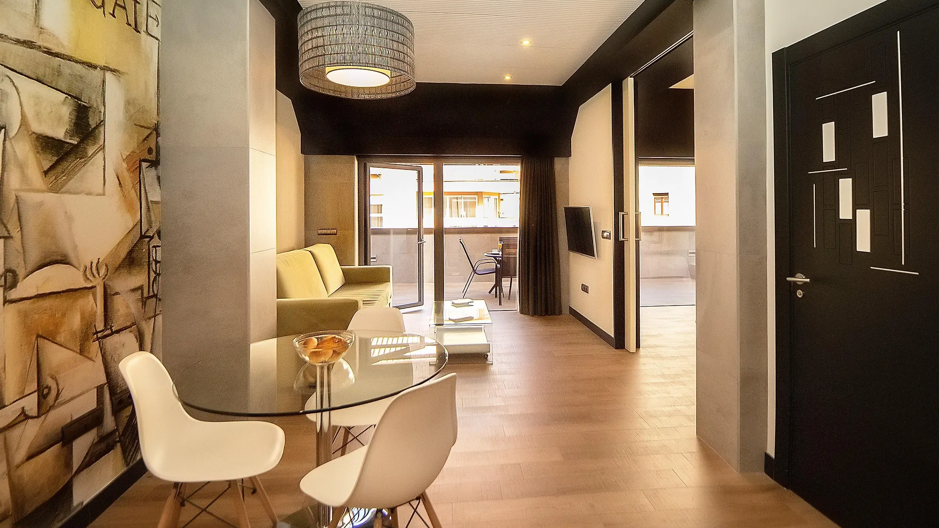 Apartamentos Suites Oficentro Deluxe Málaga
